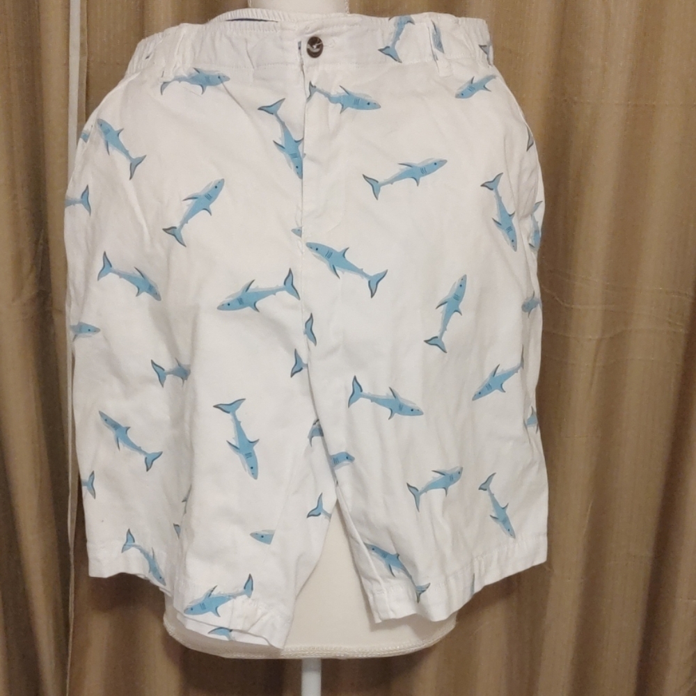 Shark print Men's shorts 🦈
